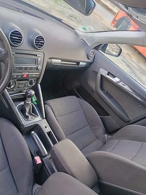 Vând audi  A 3.  An fabricație 19 06 2007 Motor 2000disel preț 2.800 euro.Numere roși nu sunt scoase - imagine 5