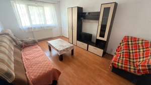 Apartament 3 camere decomandate Vasile Aaron - imagine 3
