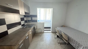 Apartament 3 camere, decomandate 6/10 zona Vasile Aaron Sibiu - imagine 2