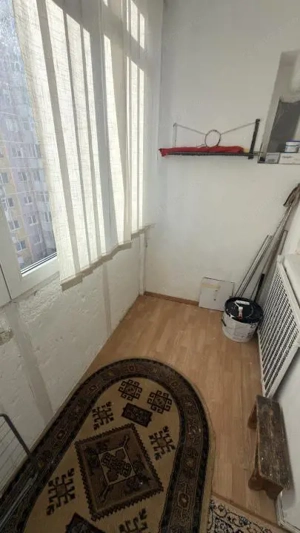 Apartament 3 camere, decomandate 6/10 zona Vasile Aaron Sibiu - imagine 8