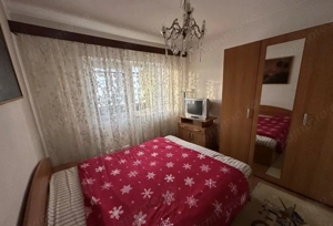 Apartament 3 camere zona Vasile Aaron - imagine 2