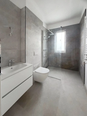 3 Camere - 2 Bai - 72 mp + terasa 25 mp  135.000 euro TVA Inclus - imagine 10