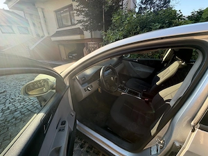9000 Ron : de vanzare Wolkswagen Passat  1 600 cm3  Benzina - imagine 8