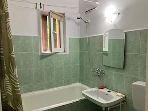 apartament 2 cam Ciurchi - imagine 4