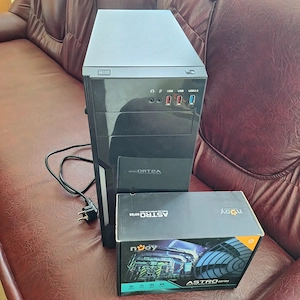 Sursa Njoy Astro 550W, carcasă și ventilator