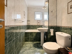 Apartament 4 camere decomandat, 2 băi, 2 balcoane - imagine 17