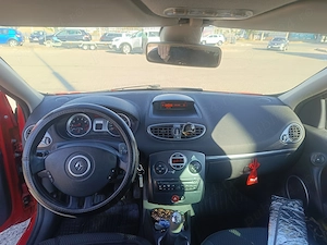 Vând Renault Clio 2010 - imagine 5