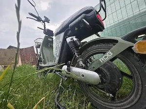 Scuter electric RTB SULINA 5 25KM H fara permis  preț 5100 lei  nr tel   - imagine 2