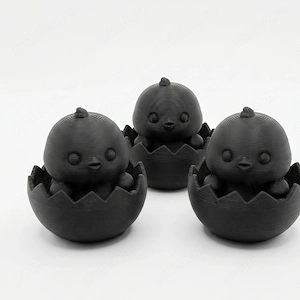 Set 3 Mini Figurine Decorative Puișori Ieșiți din Ouă