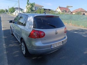 vw golf 5 an fabricație 2008 motor 1.9 diesel  - imagine 4