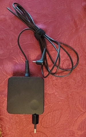Incarcator original laptop Lenovo 