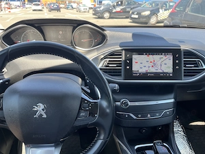 Peugeot 308 automat EAT8+1, recent înmatriculat, an 2020 - imagine 3