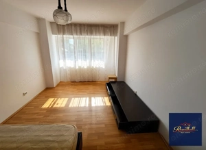 Apartament 2 camere,etaj 2, decomandat, zona Calea Nationala_Notarias
