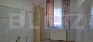 Apartament 2 camere, etaj 4, zona centrală, Făgăraș – nemobilat, de renovat - imagine 3