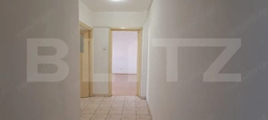 Apartament 2 camere, et. 4, zona centrală, Făgăraș – nemobilat, de renovat