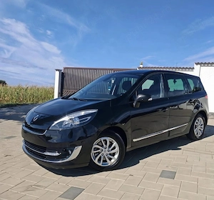 Renault Grand Scenic 2012