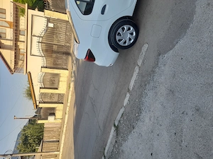 Dacia Logan 1.0 l benzina - imagine 5
