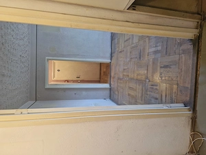 Vând apartament cu 2 camere 