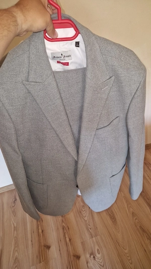Costum de mire (3 piese)   Sacou, Pantaloni, Cămașă   Stare excelentă