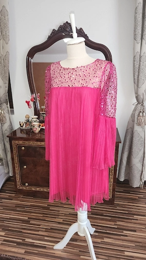 Rochie nouă ,marime Universală 