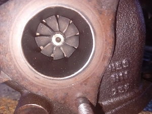 Turbosuflanța toyota d4d 1CD-FTV - imagine 3