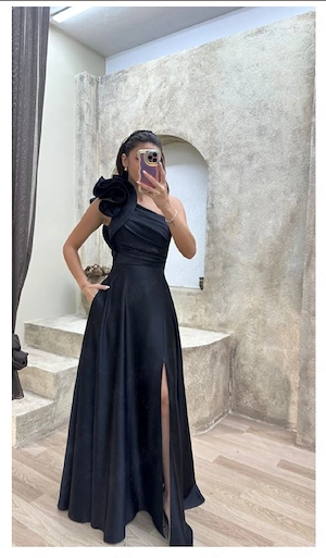 Vand rochie eveniment