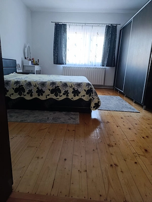 Proprietar vand apartament la casa - imagine 8
