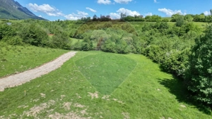 Teren 500mp Tohanita (intre castelul Bran si Zarnesti), langa padure