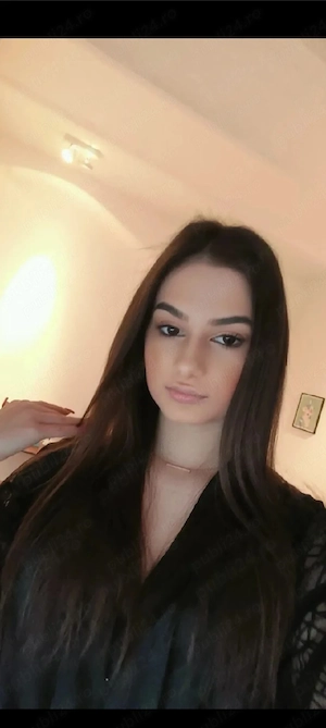 Bună mă numesc Andreea Am 21 de ani servicii totale rin grand