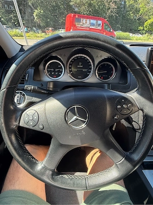 mercedes 2.2,170cp - imagine 10