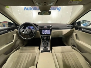 Skoda Superb - imagine 8