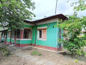 Casă de vînzare