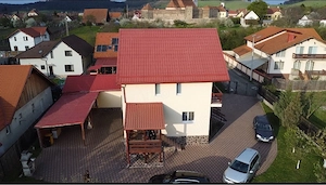 Proprietar: Vand-Schimb  Sânpetru Central   Casă   Teren 1300 mp