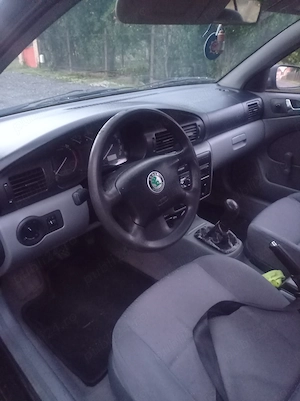 Skoda Octavia 1.4 16v benzină  - imagine 10