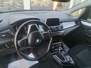 Se vinde BMW 225 xe, an 2018 - imagine 2