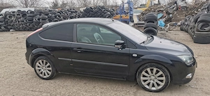 Ford Focus MK2 2.0B HatchBack - imagine 5