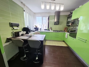Vanzare vila Otopeni-vecinatate parc central,395000 euro - imagine 3