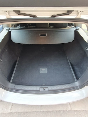 Vand Volkswagen Golf VI Variant 1.6 TDI 4x4 4Motion BlueMotion Trendline - imagine 6