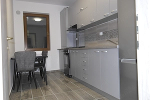 Vanzare apartament 2 camere Cartierul Solar, mobilat, utilat, cu loc de parcare subteran - imagine 2