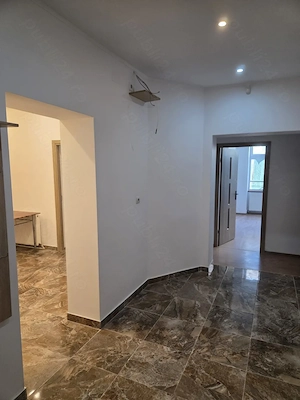 ultracentral 3 camere renovat 109900 euro direct de la proprietar - imagine 6