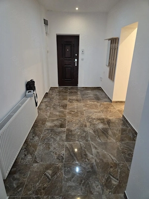 ultracentral 3 camere renovat 109900 euro direct de la proprietar - imagine 5
