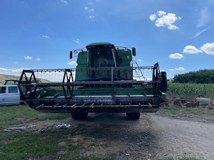 Combină de recoltat John Deere - imagine 2
