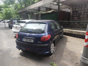 Vând Peugeot 206