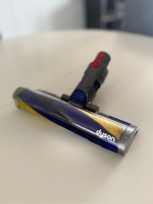 Dyson Gen5detect Absolute   set complet, cu toate accesoriile