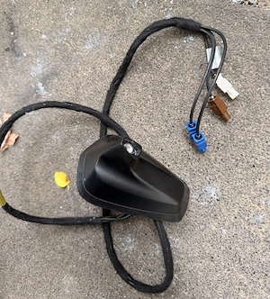 Antenă Dacia Duster III OEM, fără tija. - imagine 2