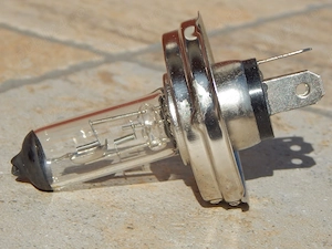 Bec auto halogen H4 12V 60/55W P45T Osaka Japonia cu ambalaj - imagine 8