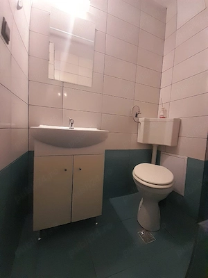 Garsoniera de vânzare in zona Velența  - imagine 5