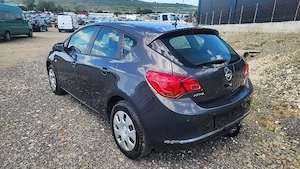 opel astra j 2015 euro 6 1.6 benzina - imagine 4