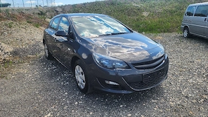 opel astra j 2015 euro 6 1.6 benzina