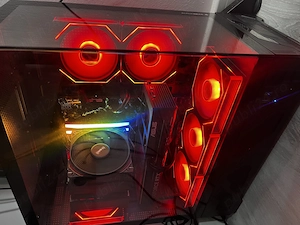 Vând PC Gamining 